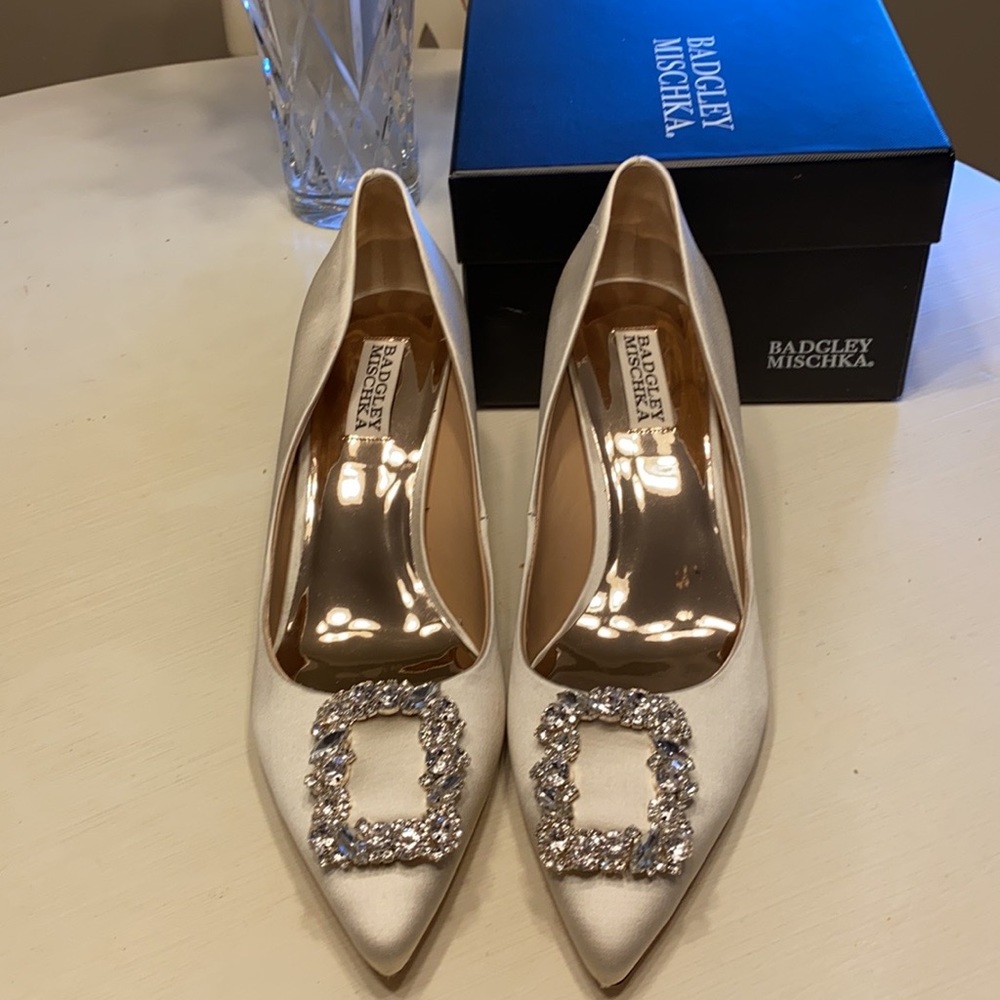 Badgley Mischka Carrie Crystal Ivory Satin Pumps